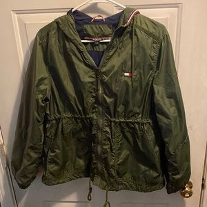 Tommy Hilfiger olive green windbreaker cinch waist size medium
